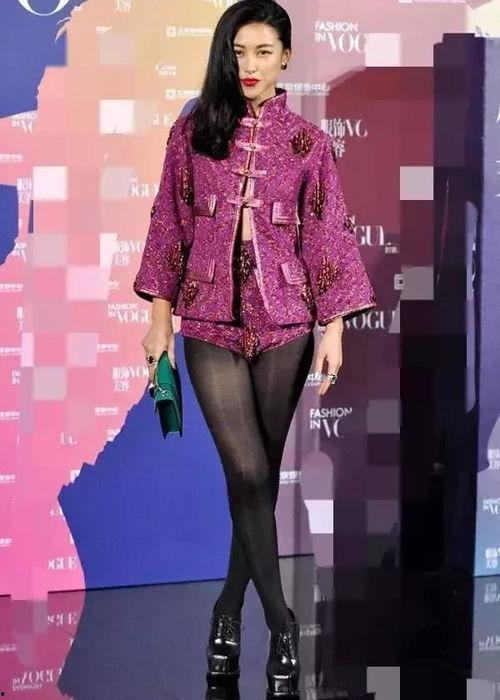 娱乐圈吃瓜爆料 明星黑丝袜穿搭,娱乐圈明星们的时尚黑丝穿搭揭秘